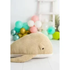 Peluche baleine beige en crochet MAXI