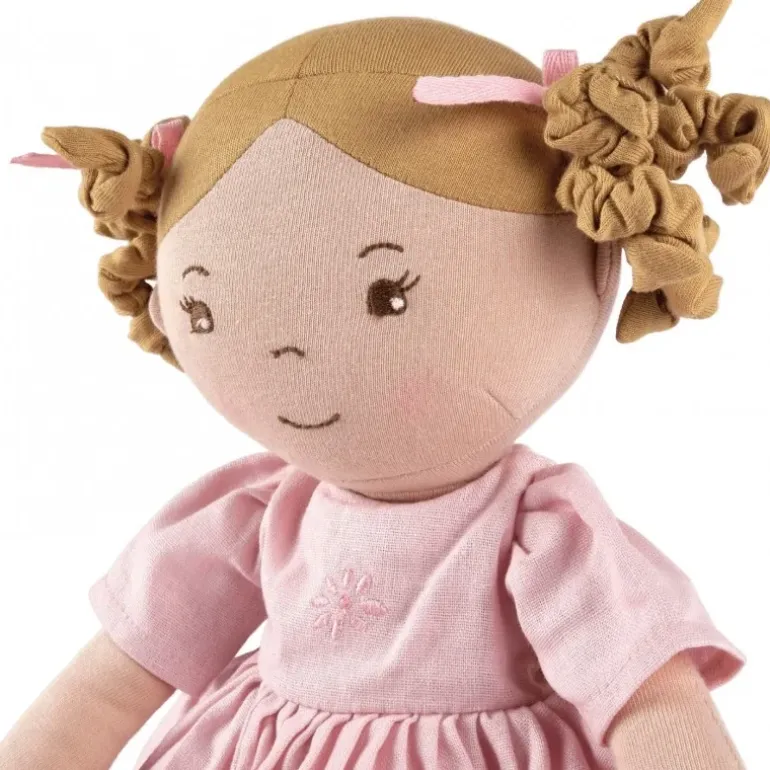 Poupée chatain Amelia avec robe en lin